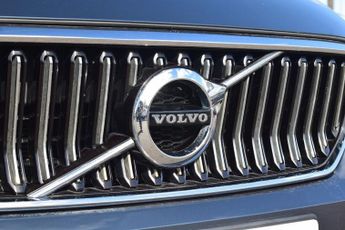 VOLVO XC40 2.0 T4 Inscription SUV 5dr Petrol Auto Euro 6 (s/s) (190 ps)