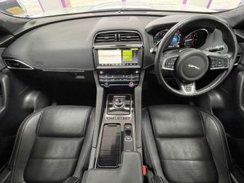 JAGUAR F-PACE 2.0 D180 R-Sport SUV 5dr Diesel Auto AWD Euro 6 (s/s) (180 ps)