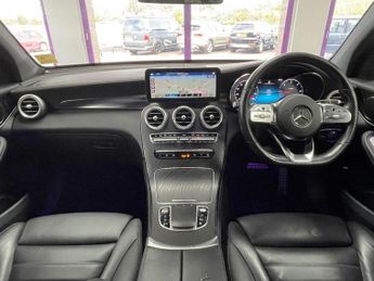 MERCEDES-BENZ GLC 2.0 GLC300d AMG Line (Premium) Coupe 5dr Diesel G-Tronic+ 4MATIC