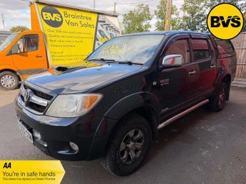 Toyota Hi Lux 3.0 D-4D Invincible Pickup 4dr Diesel Automatic 4WD (246 g/km, 1