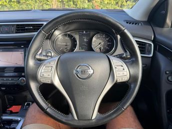 NISSAN QASHQAI 1.6 dCi Tekna SUV 5dr Diesel XTRON Euro 6 (s/s) (130 ps)