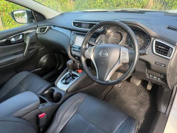 NISSAN QASHQAI 1.6 dCi Tekna SUV 5dr Diesel XTRON Euro 6 (s/s) (130 ps)