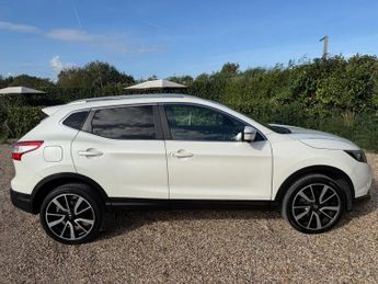 NISSAN QASHQAI 1.6 dCi Tekna SUV 5dr Diesel XTRON Euro 6 (s/s) (130 ps)