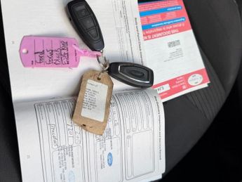 FORD FOCUS 1.6 Titanium Navigator Estate 5dr Petrol Powershift Euro 5 (125 
