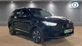MG ZS 72.6kWh Trophy Connect Long Range SUV 5dr Electric Auto (156 ps)