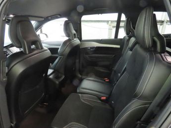 VOLVO XC90 2.0 B5 MHEV R-Design SUV 5dr Petrol Hybrid Auto 4WD Euro 6 (s/s)