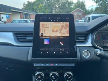 RENAULT CAPTUR 1.3 TCe S Edition SUV 5dr Petrol EDC Euro 6 (s/s) (130 ps)