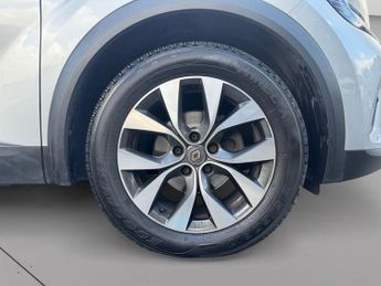 RENAULT CAPTUR 1.3 TCe S Edition SUV 5dr Petrol EDC Euro 6 (s/s) (130 ps)