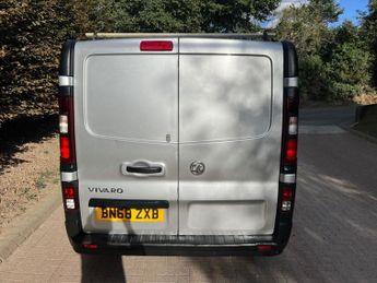 VAUXHALL VIVARO 1.6 CDTi 2700 Panel Van 5dr Diesel Manual L1 H1 Euro 6 (s/s) (95