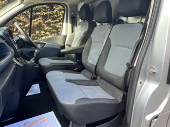 VAUXHALL VIVARO 1.6 CDTi 2700 Panel Van 5dr Diesel Manual L1 H1 Euro 6 (s/s) (95