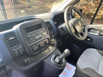 VAUXHALL VIVARO 1.6 CDTi 2700 Panel Van 5dr Diesel Manual L1 H1 Euro 6 (s/s) (95