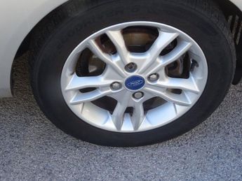 FORD FIESTA 1.0T EcoBoost Zetec Hatchback 5dr Petrol Manual Euro 6 (s/s) (10