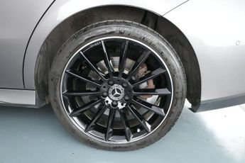 MERCEDES-BENZ CLA 1.3 CLA250e 15.6kWh AMG Line Night Edition (Premium Plus) Coupe 