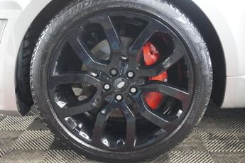 LAND ROVER RANGE ROVER SPORT 3.0 SD V6 HSE SUV 5dr Diesel Auto 4WD Euro 6 (s/s) (306 ps)