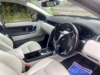LAND ROVER DISCOVERY SPORT 2.0 TD4 HSE SUV 5dr Diesel Auto 4WD Euro 6 (s/s) (180 ps)