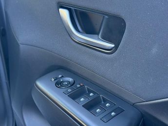 HYUNDAI KONA 1.0 T-GDi Advance SUV 5dr Petrol DCT Euro 6 (s/s) (120 ps)