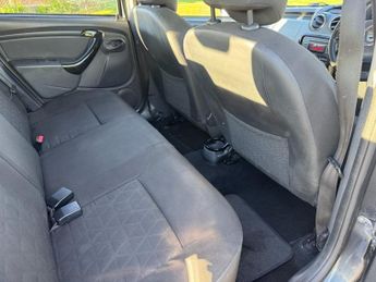 DACIA DUSTER 1.5 dCi Laureate SUV 5dr Diesel Manual Euro 6 (s/s) (110 ps)