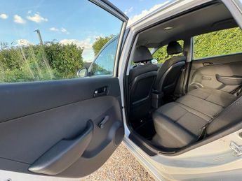 HYUNDAI I30 1.4 Classic Hatchback 5dr Petrol Manual Euro 5 (108 bhp)