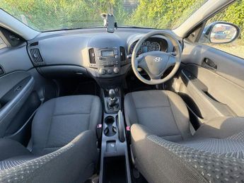 HYUNDAI I30 1.4 Classic Hatchback 5dr Petrol Manual Euro 5 (108 bhp)