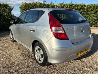 HYUNDAI I30 1.4 Classic Hatchback 5dr Petrol Manual Euro 5 (108 bhp)