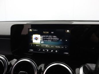 MERCEDES-BENZ GLB 1.3 GLB200 AMG Line SUV 5dr Petrol 7G-DCT Euro 6 (s/s) (163 ps)