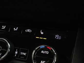SKODA KAROQ 1.5 TSI ACT SE L SUV 5dr Petrol DSG Euro 6 (s/s) (150 ps)