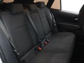 TOYOTA COROLLA 1.8 VVT-h Icon Tech Touring Sports 5dr Petrol Hybrid CVT Euro 6 