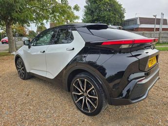 TOYOTA C-HR 2.0 VVT 13.6kWh GR SPORT SUV 5dr Petrol Plug-in Hybrid CVT Euro 