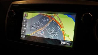TOYOTA YARIS 1.33 Dual VVT-i TR Hatchback 5dr Petrol Manual Euro 5 (101 ps)