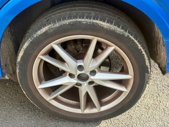AUDI Q2 1.6 TDI S line SUV 5dr Diesel Manual Euro 6 (s/s) (116 ps)