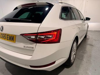 SKODA SUPERB 2.0 TDI SE L Executive Estate 5dr Diesel DSG Auto 6Spd Euro 6 (s