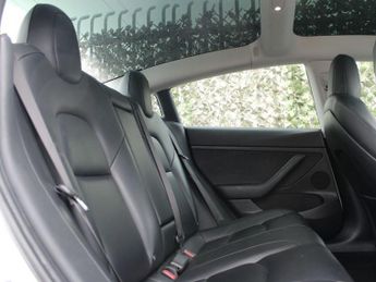 TESLA Model 3 (Dual Motor) Long Range Saloon 4dr Electric Auto 4WDE (346 ps)