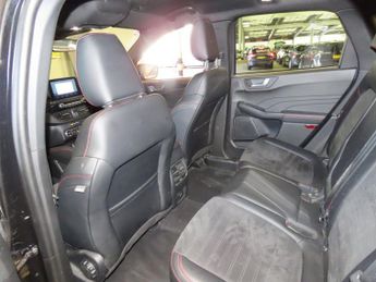 FORD KUGA 2.5 EcoBoost Duratec 14.4kWh ST-Line SUV 5dr Petrol Plug-in Hybr