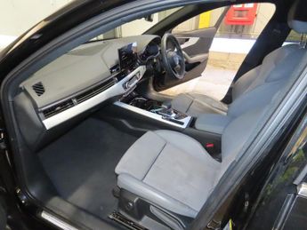 AUDI A4 2.0 TFSI 35 S line Saloon 4dr Petrol S Tronic Euro 6 (s/s) (150 