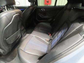 BMW 1 SERIES 1.5 118i M Sport (LCP) Hatchback 5dr Petrol DCT Euro 6 (s/s) (13