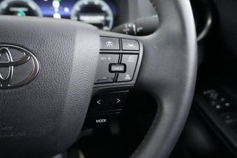 TOYOTA C-HR 1.8 VVT-h Design CVT Euro 6 (s/s) 5dr