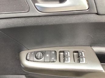 KIA SPORTAGE 1.6 GDi 2 SUV 5dr Petrol Manual Euro 6 (s/s) (130 bhp)