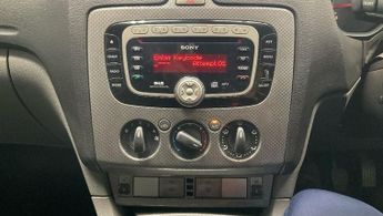 FORD FOCUS 1.6 Titanium Hatchback 5dr Petrol Manual (159 g/km, 99 bhp)