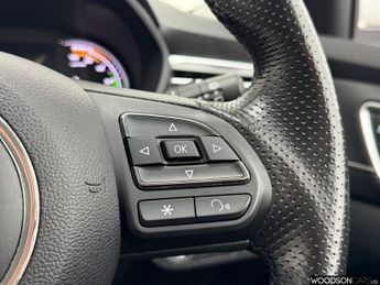 MG MG5 52.5kWh Exclusive Estate 5dr Electric Auto (156 ps)