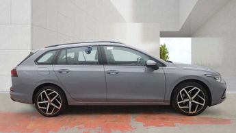 VOLKSWAGEN GOLF 1.5 eTSI MHEV Life Estate 5dr Petrol Hybrid DSG Euro 6 (s/s) (13