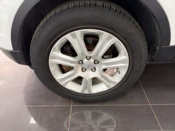 LAND ROVER RANGE ROVER EVOQUE 2.0 TD4 SE Tech SUV 5dr Diesel Auto 4WD Euro 6 (s/s) (180 ps)