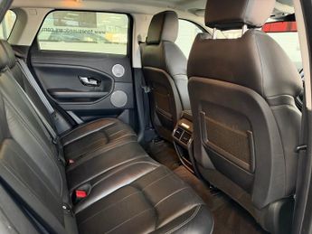 LAND ROVER RANGE ROVER EVOQUE 2.0 TD4 SE Tech SUV 5dr Diesel Auto 4WD Euro 6 (s/s) (180 ps)