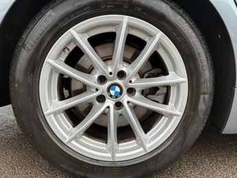 BMW 5 SERIES 2.0 520d SE Saloon 4dr Diesel Auto Euro 6 (s/s) (190 ps)