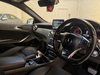 MERCEDES-BENZ A CLASS 2.1 A200d AMG Line (Executive) Hatchback 5dr Diesel 7G-DCT Euro 