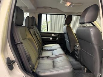 LAND ROVER DISCOVERY 4 3.0 SD V6 SE Tech SUV 5dr Diesel Auto 4WD Euro 5 (s/s) (255 bhp)