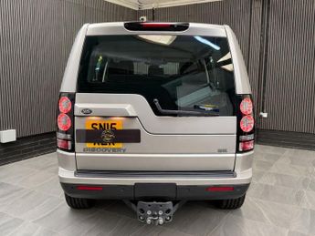 LAND ROVER DISCOVERY 4 3.0 SD V6 SE Tech SUV 5dr Diesel Auto 4WD Euro 5 (s/s) (255 bhp)