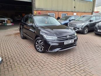Volkswagen Tiguan 1.5 TSI Active SUV 5dr Petrol DSG Euro 6 (s/s) (150 ps)