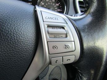 NISSAN QASHQAI 1.6 dCi Tekna SUV 5dr Diesel XTRON Automatic Euro 6 (s/s) (130 p
