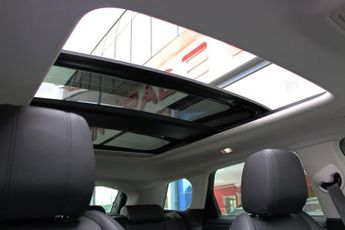 LAND ROVER RANGE ROVER EVOQUE 1.5 P300e 12.2kWh S SUV 5dr Petrol Plug-in Hybrid Auto 4WD Euro 