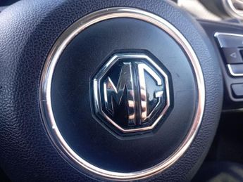 MG MG ZS 1.0 T-GDI Exclusive SUV 5dr Petrol Auto Euro 6 (111 ps)